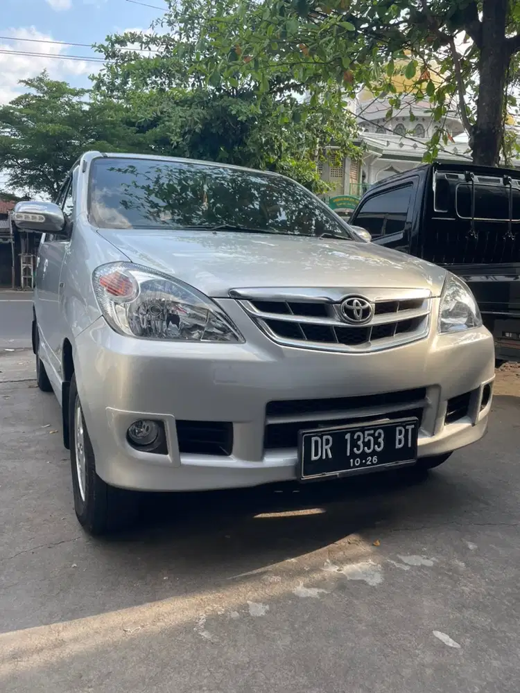 Toyota Avanza 2011 Bensin