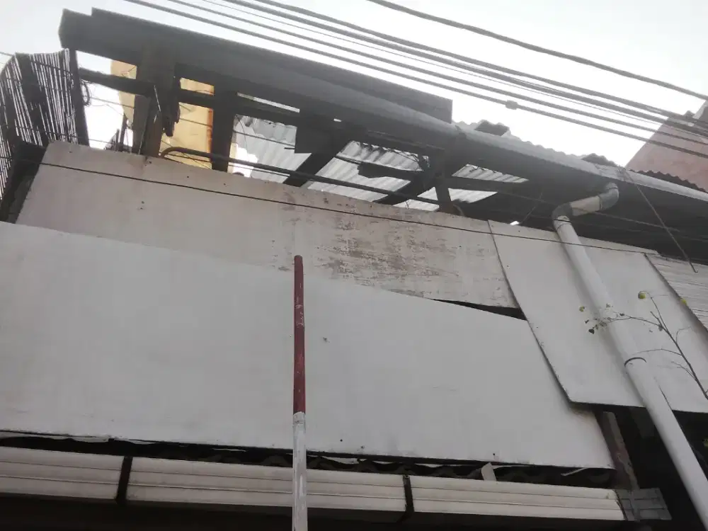 Rumah di lantai 2 di klender