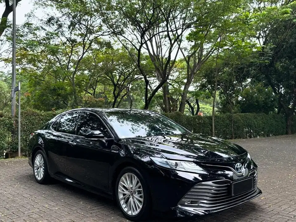 Hybrid! Toyota Camry 2.5L 2019 C200 E200 320i 520i