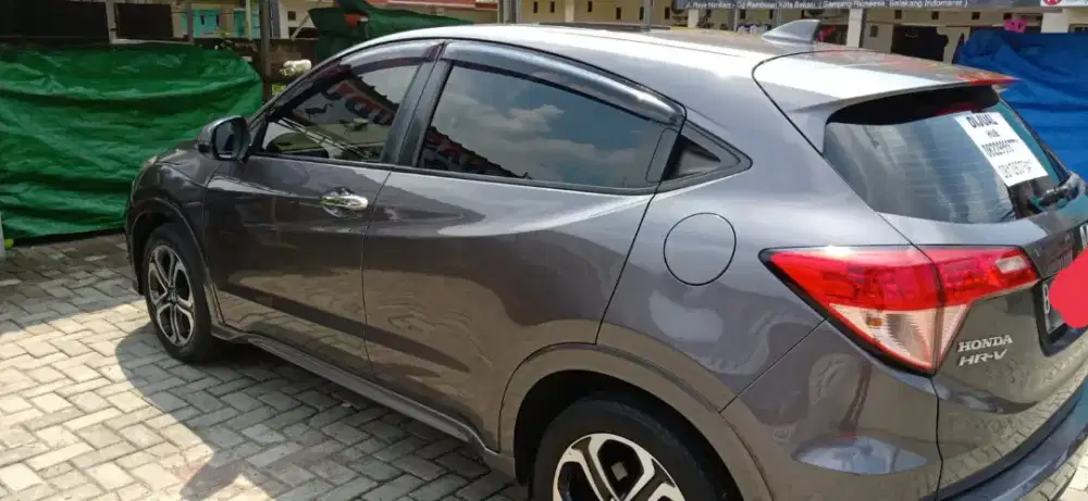 Honda HRV - V 1.8 Prestige Sunroof 2016 AT