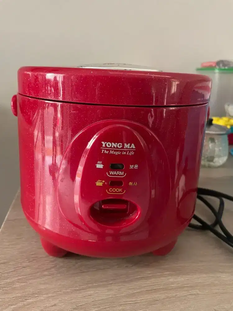 Dijual Rice cooker merk Yong Ma