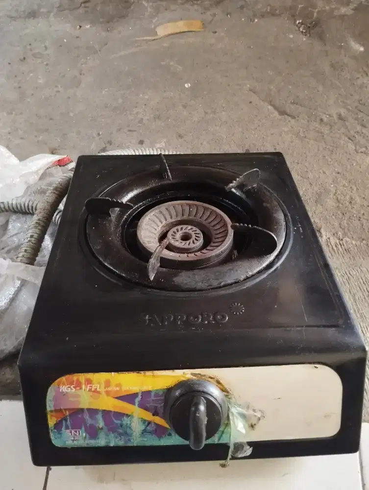 Kompor gas dan selang gas