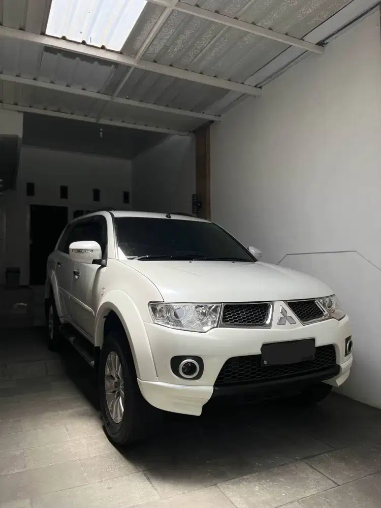 Pajero Sport ISTIMEWA