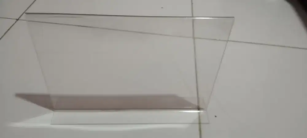 Akrilik buat jualan atau buat di kantor dll