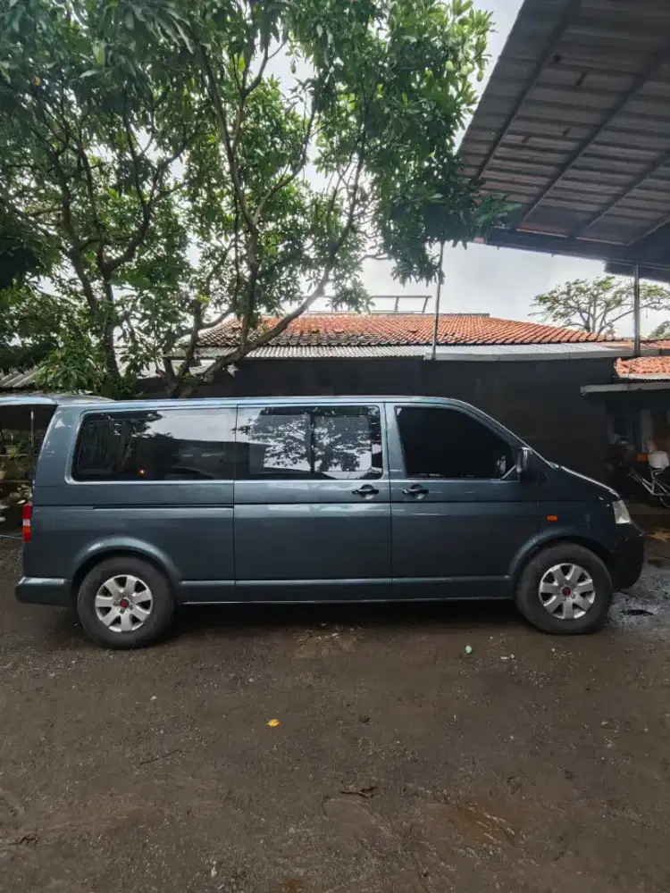 VW Caravelle 2005