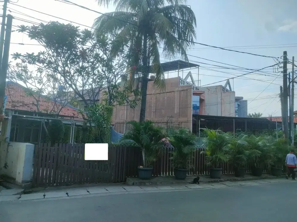 Rumah Tanah Luas 7 Menit ke Stasiun Cakung 3 Kamar Hadap Timur J-36798