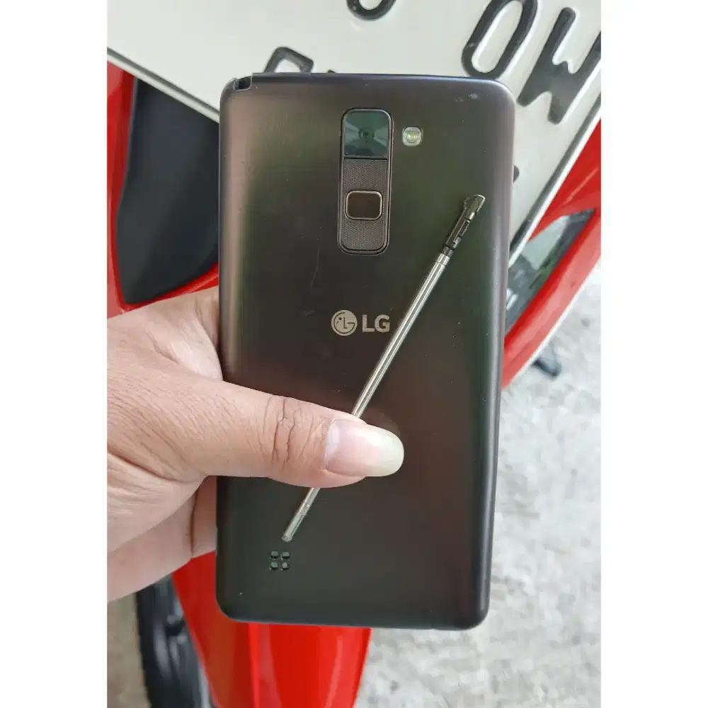 JUAL KOLEKSI DAN SANTAII HP LG STYLUS