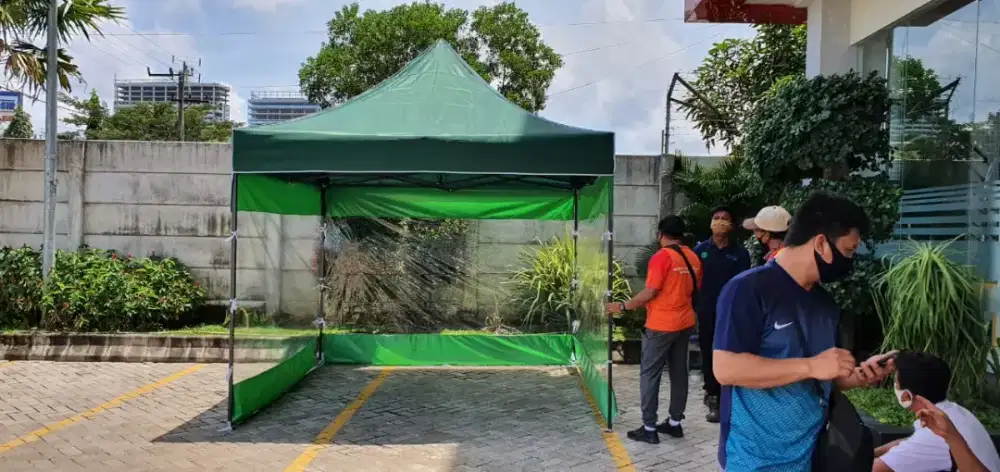 Tenda lipat matic praktis gazebo portable payung buat jualan
