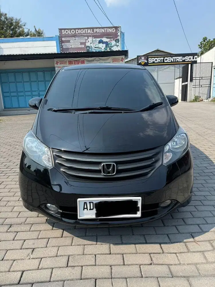 Honda Freed PSD Matic 2010