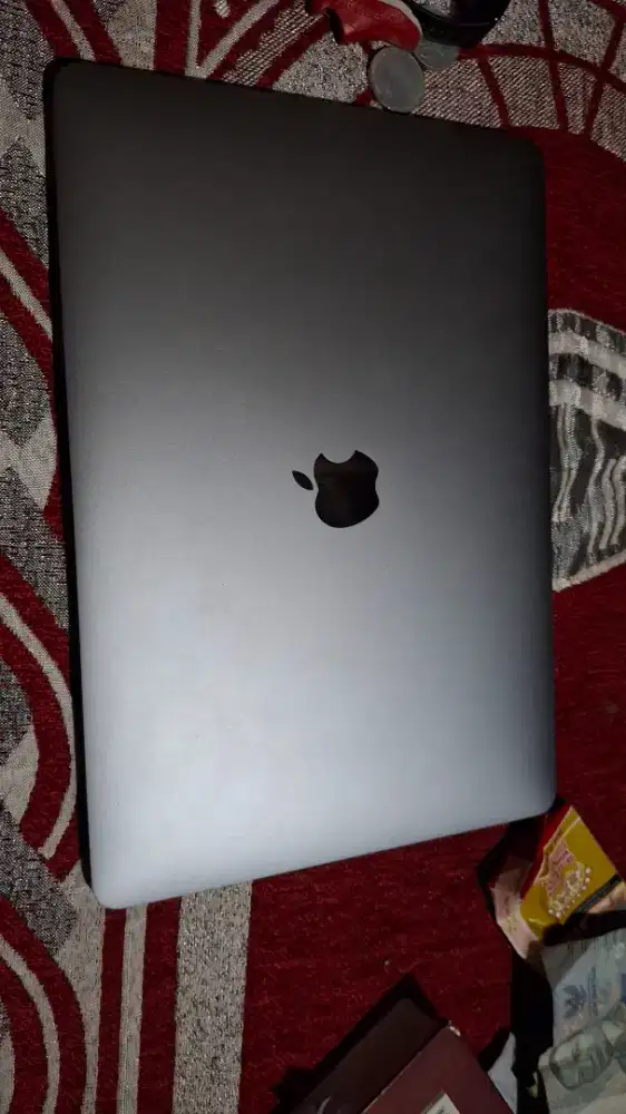 Macbook air M1 bekas