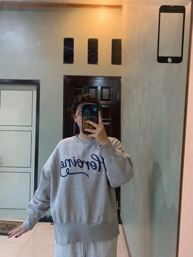 Sweater premium