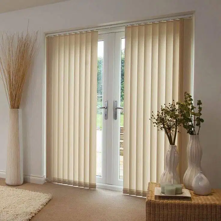 Jual & Pasang Tirai Roller Blind/Vertikal/Venetian/Roman Shades Kantor