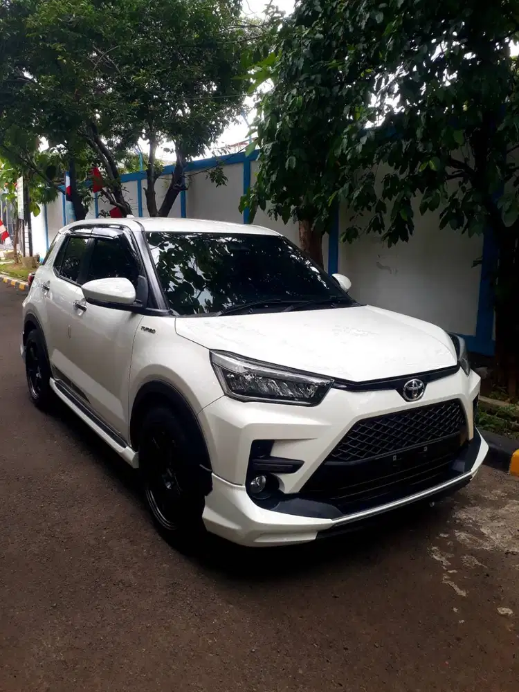 2021 TOYOTA RAIZE 1.0 TSS GR SPORT CVT (LowKM TanganPertama)