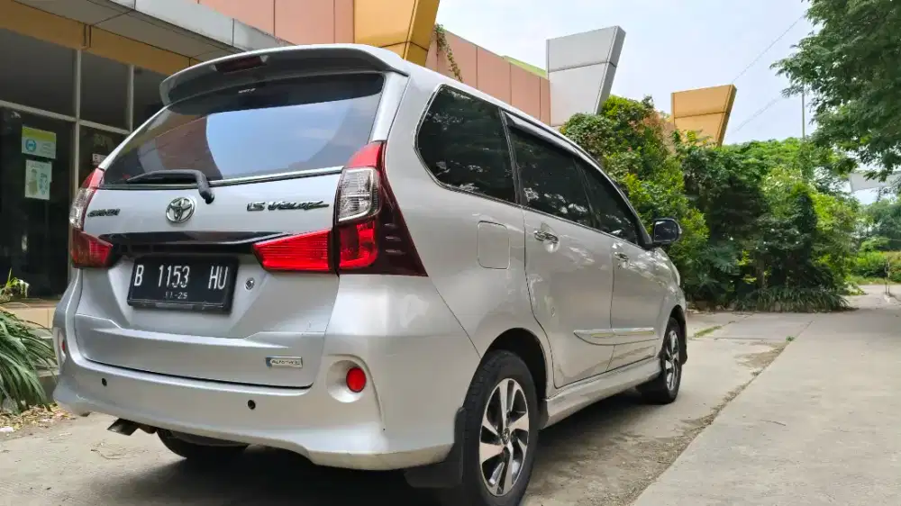 Jual Avanza Veloz 2015 akhir harga 125jt (perorangan)