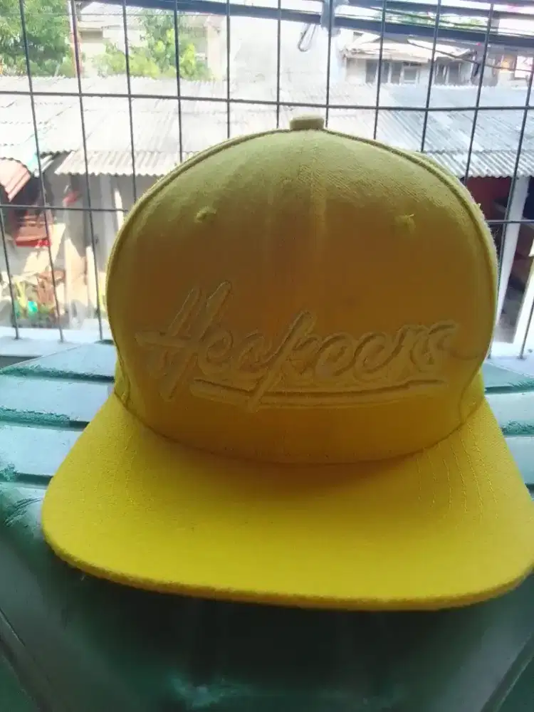 SNAPBACK  kuning