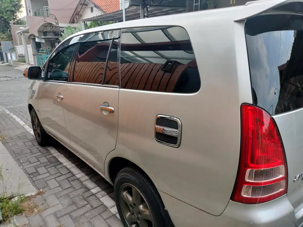 Toyota Kijang Innova 2008 Bensin