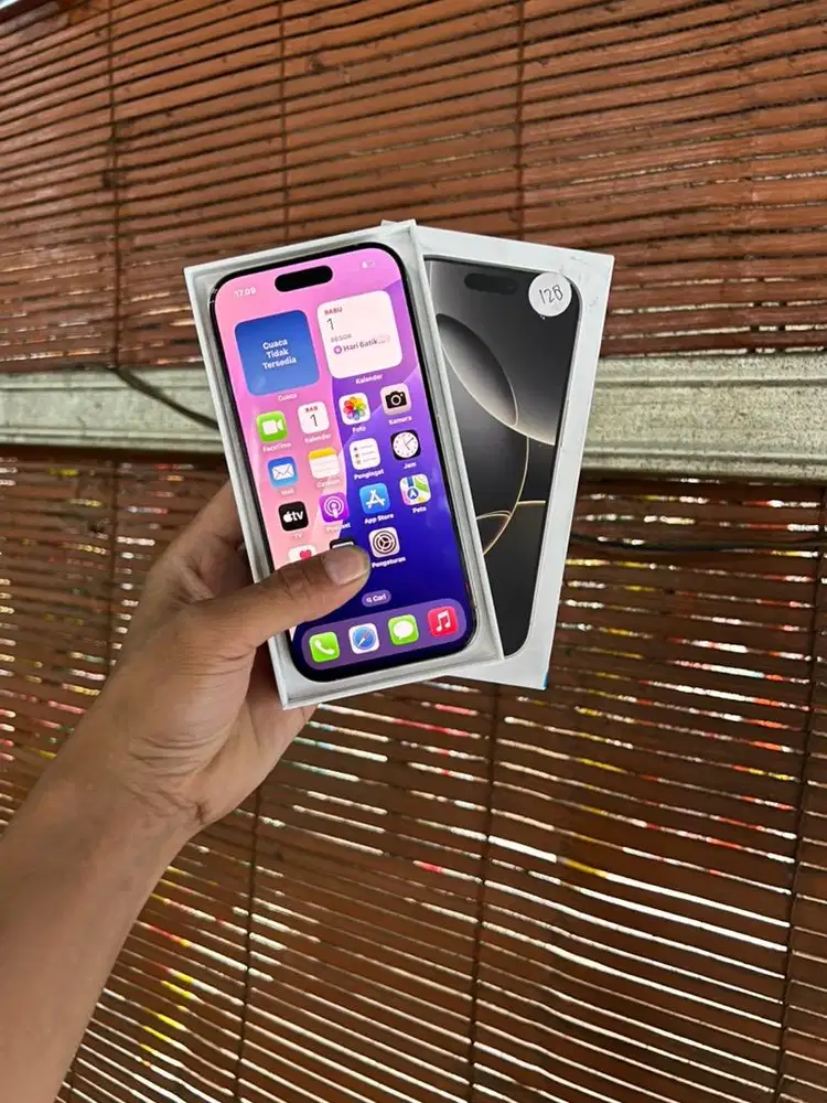 IPHONE 16 PRO 128GB EX GARANSI RESMI IBOX