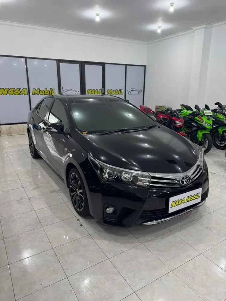 Toyota Altis V 2016