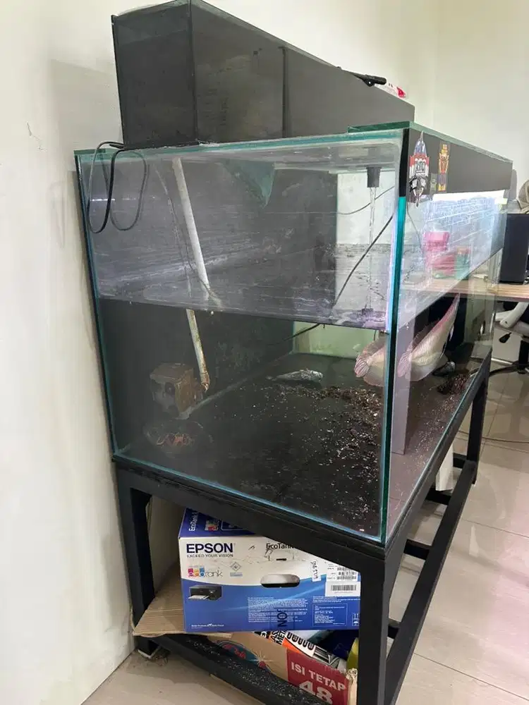 Dijual cepat aquarium