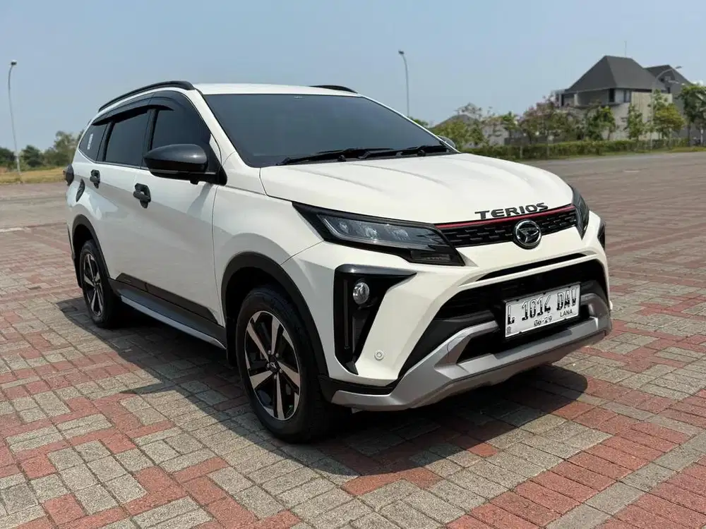 TERIOS R BENSIN MANUAL 2024 km 15RB