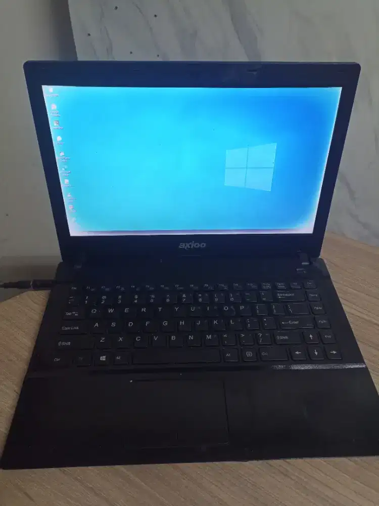 Laptop Axioo RNE slim 14 Minus layar