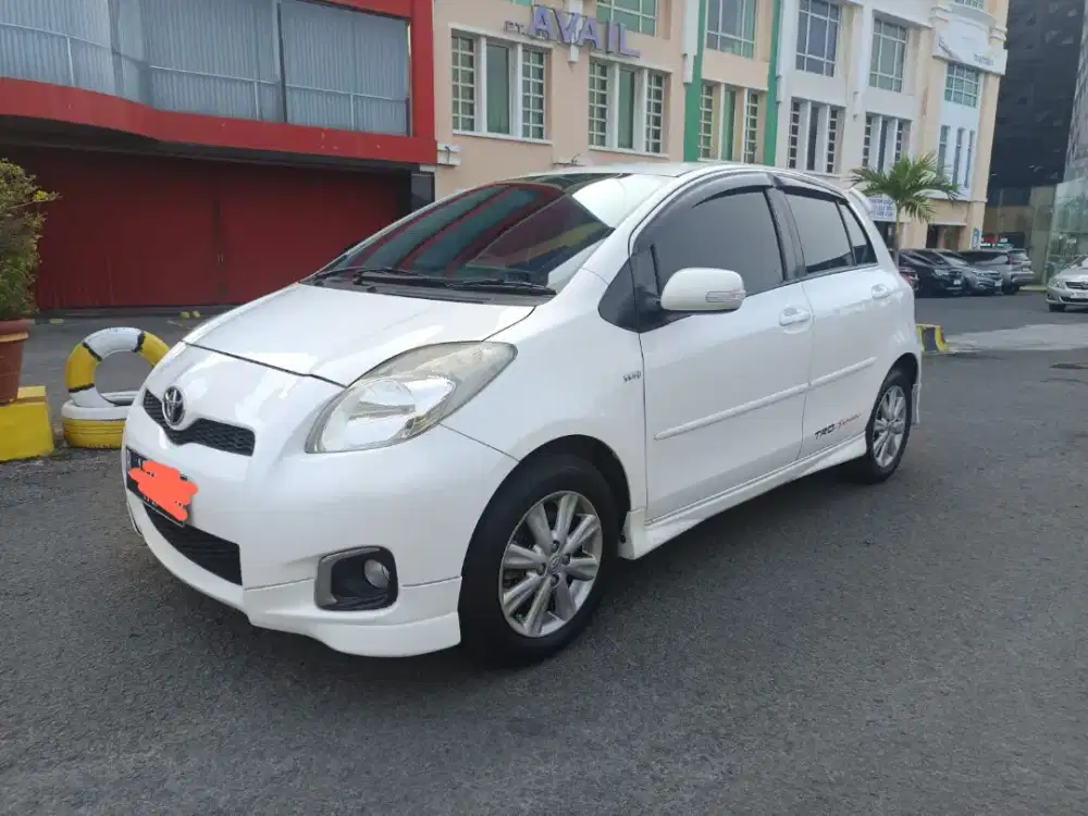 Toyota Yaris S TRD AT 2012 km rendah pjk panjang siap pakai terawat