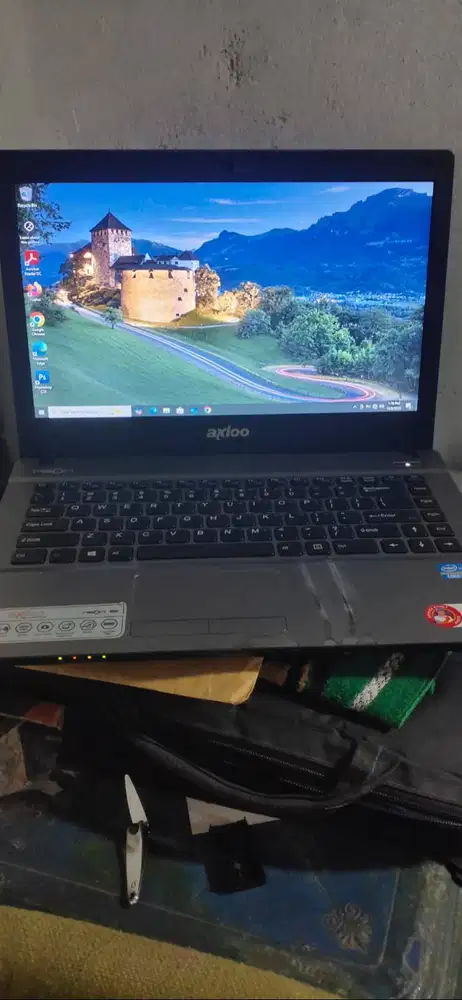 Laptop Axioo Core i3 Sudah SSD Gigabyte Windows 10
