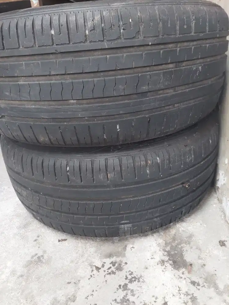 Ban bekasR20 265/50