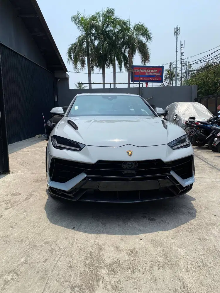 2025 Lamborghini Urus Performante Grigio Hati