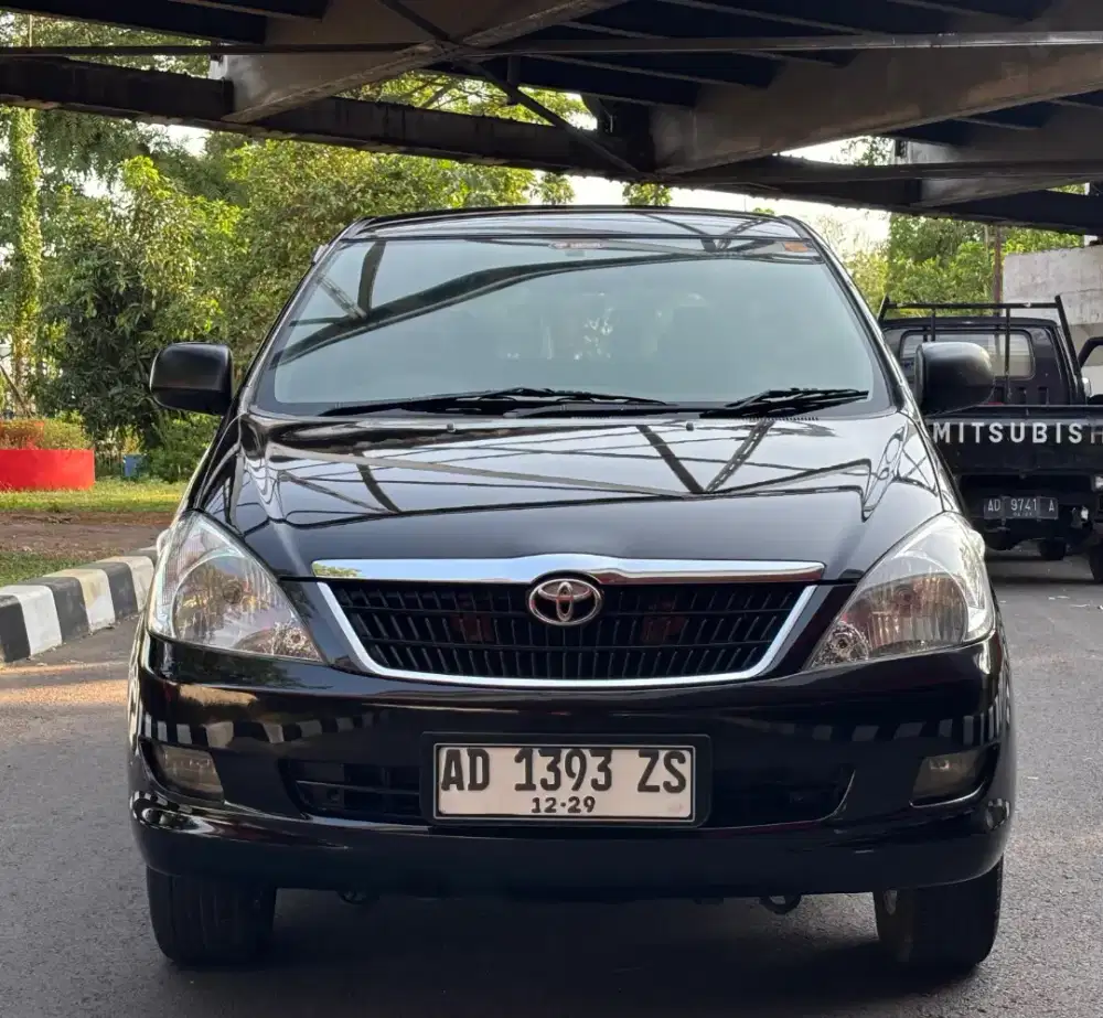 Kijang Inova tipe G 2.0 2005 Manual