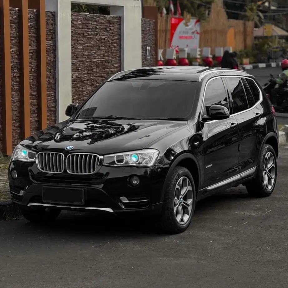 (CASH) BMW X3 F25 LCI Facelift xDrive Bensin 2015