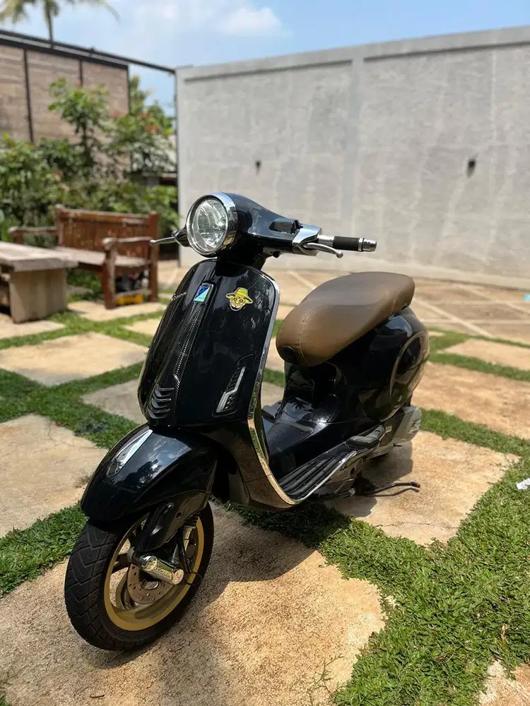 Dijual vespa primavera tahun 2017