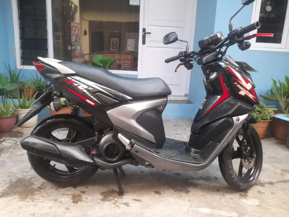 X Ride 2017 Mulus