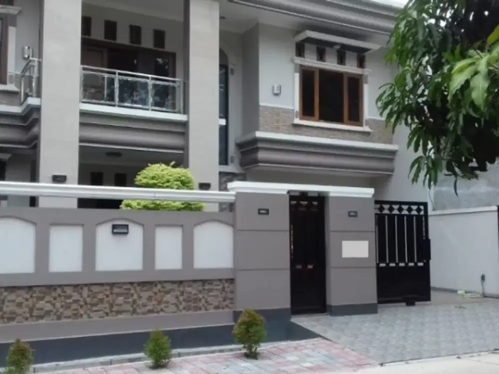 RUMAH BARU MEWAH LINGKUNGAN ISTIMEWA DI KOMPLEK PONDOK KELAPA