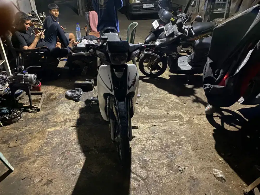 Dijual F 1 RZ mulus nyelll