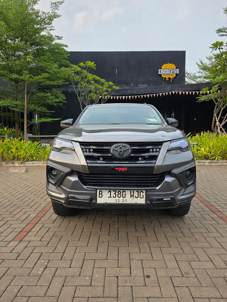 CASH Fortuner 2019 VRZ TRD Diesel Istimewa