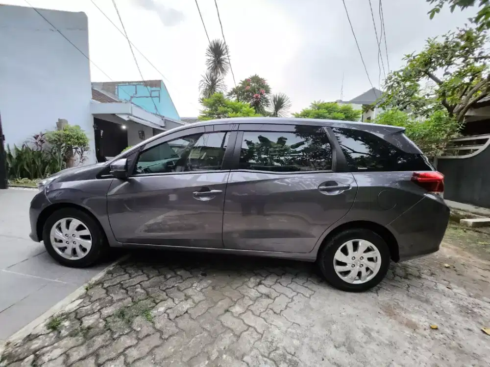 Honda Mobilio 2018 Low KM Service Record Honda dari baru