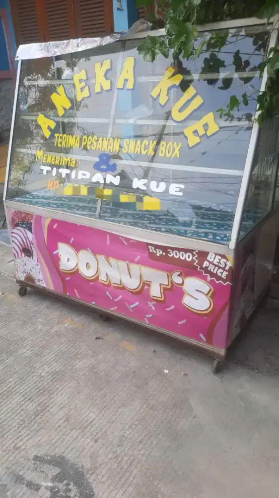 Di jual etalase