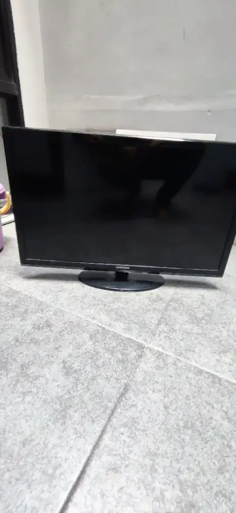 TV Samsung 23' LED Analog