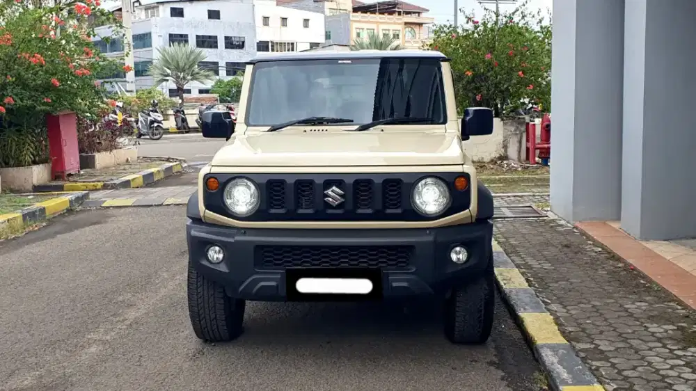 Km11rb suzuki jimny 4x4 matic 2022 coklat siap pakai