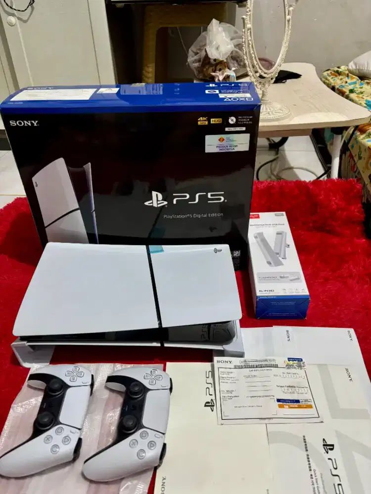 PS5 SLIM DIGITAL RESMI INDO LIKE NEW