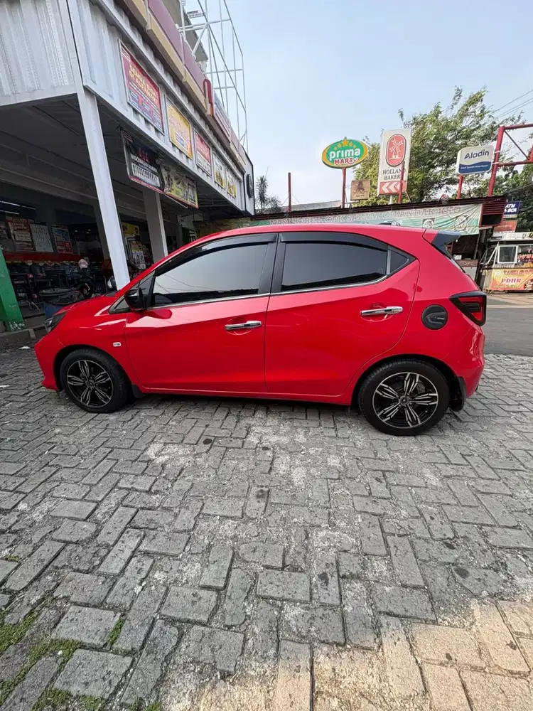 Brio satya Mulus ex Wanita