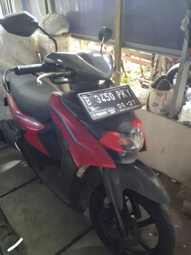 Yamaha Gear 125 CC FI Original cat Mesin halus Tidak ngebul Body mulus
