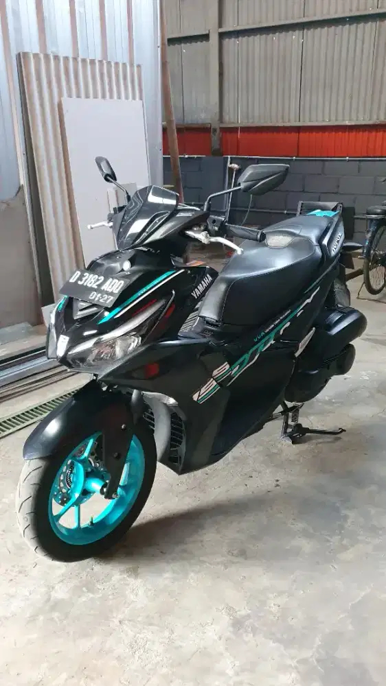 Aerox connected 2022 istimewa
