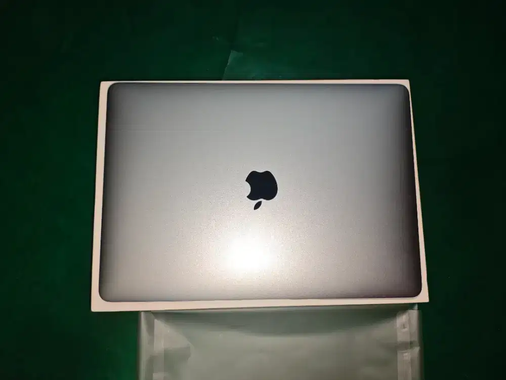 MACBOOK AIR 2018 i5 8/256