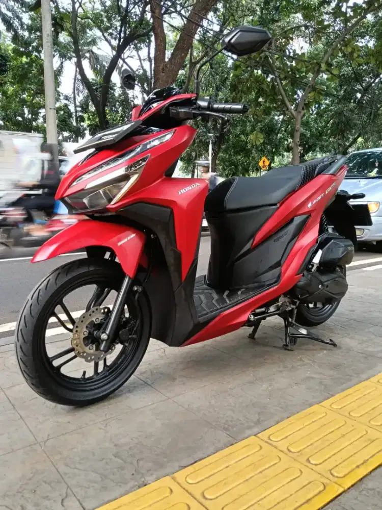 DIJUAL CASH HONDA VARIO KEYLLES 150 THN 2018 PAJAK IDUP