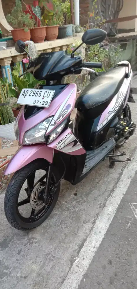 Dijual BU Motor Vario Pink 110cc