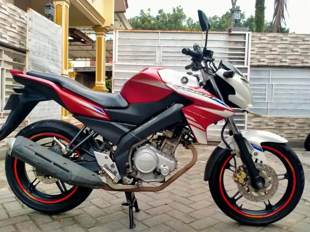 Vixion new pajak hidup lengkap motor sehat keterangan detail dibawah