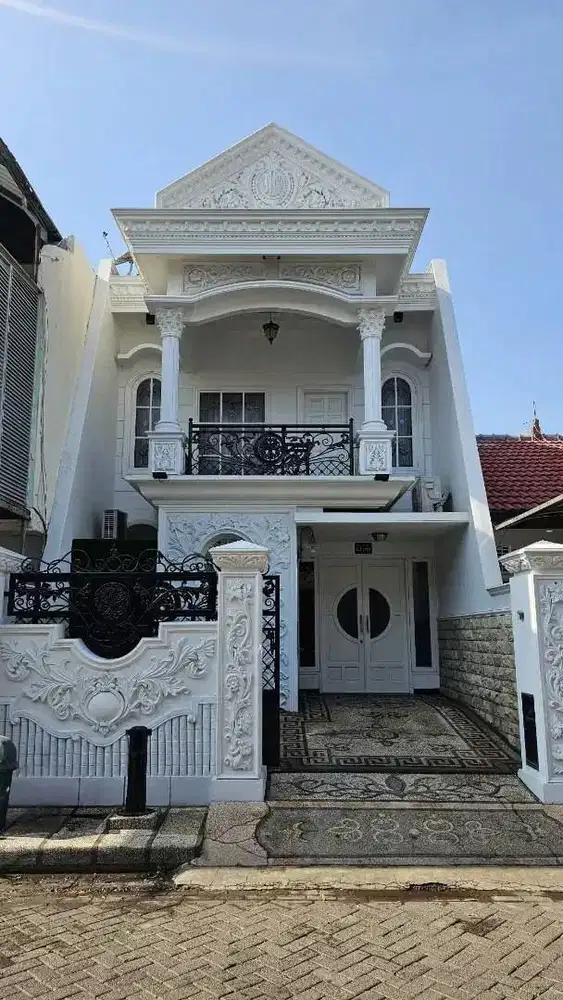 DIJUAL RUMAH TAMAN MUTIARA - SEMI FURNISHED