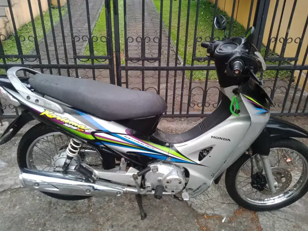 Kharisma 125cc Kumplit masih orian siap pakai